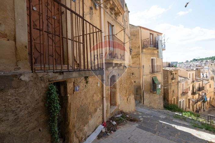 Image No.23-Maison de 3 chambres à vendre à Caltagirone