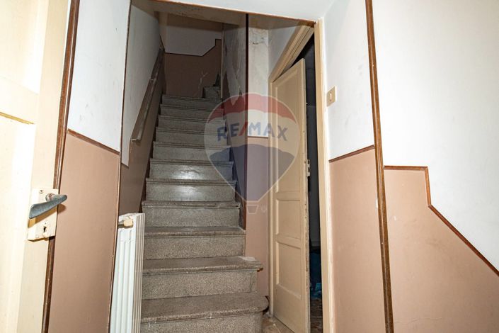 Image No.10-Maison de 4 chambres à vendre à Caltagirone