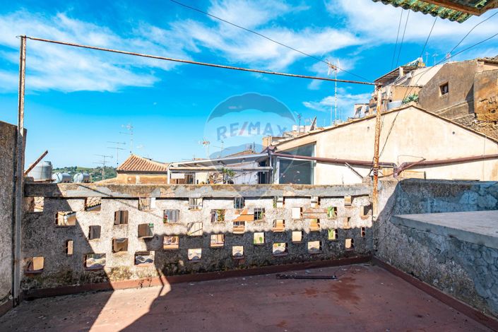 Image No.13-Maison de 4 chambres à vendre à Caltagirone