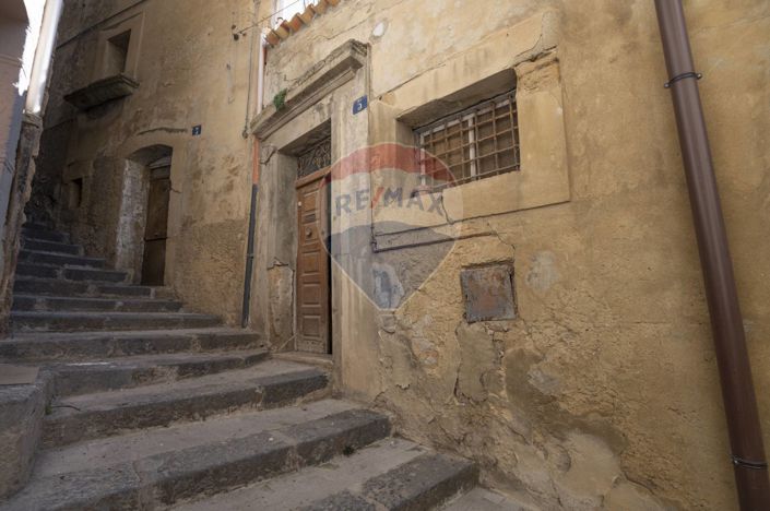 Image No.18-Maison de 2 chambres à vendre à Caltagirone