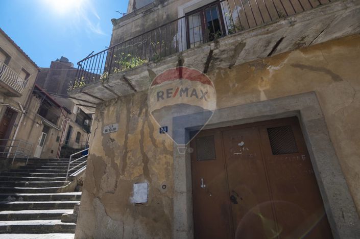 Image No.15-Maison de 1 chambre à vendre à Caltagirone