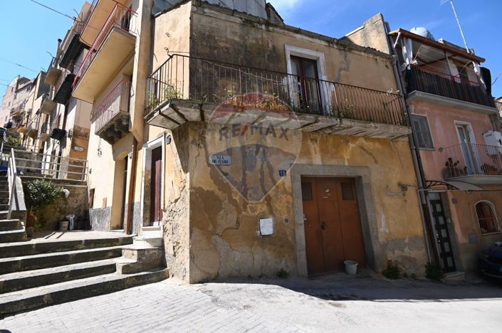 Image No.7-Maison de 1 chambre à vendre à Caltagirone