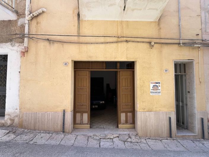 Image No.2-2 Bed House for sale