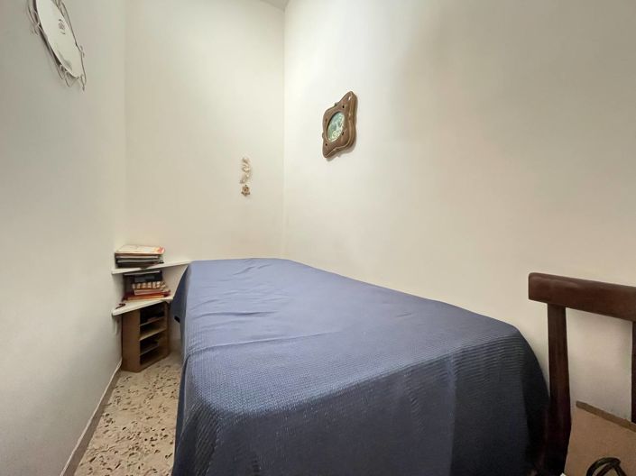 Image No.21-2 Bed House for sale