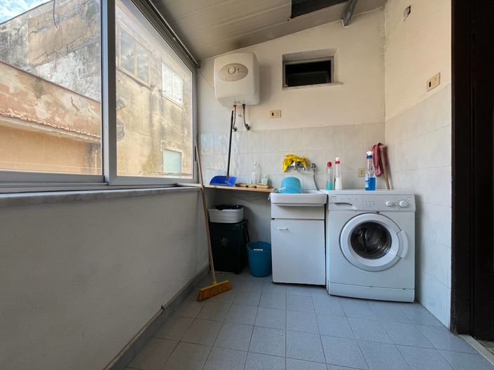 Image No.26-2 Bed House for sale