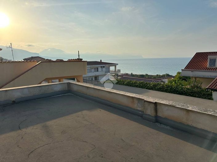 Image No.23-3 Bed Villa for sale