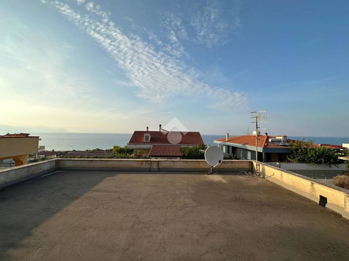 Image No.24-3 Bed Villa for sale