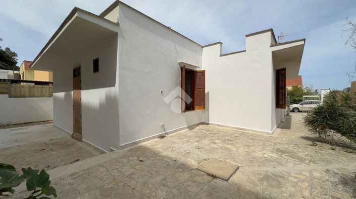 Image No.27-3 Bed Villa for sale
