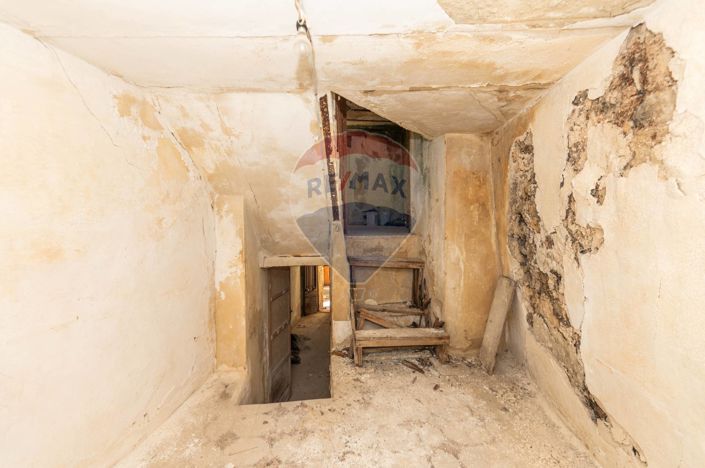 Image No.8-Maison de 2 chambres à vendre à Caltagirone