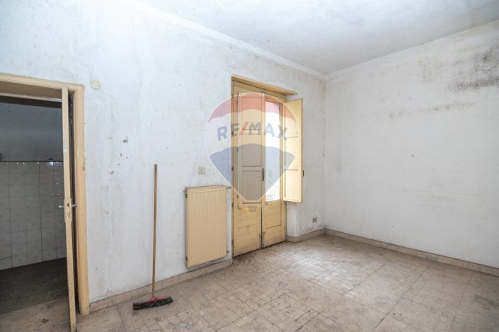 Image No.23-Appartement de 3 chambres à vendre à Caltagirone