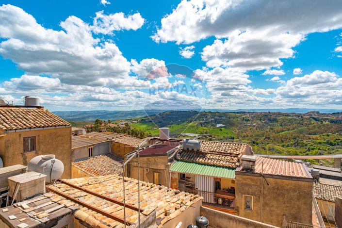 Image No.16-Maison de 2 chambres à vendre à Caltagirone