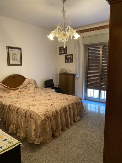 Image No.11-6 Bed House for sale