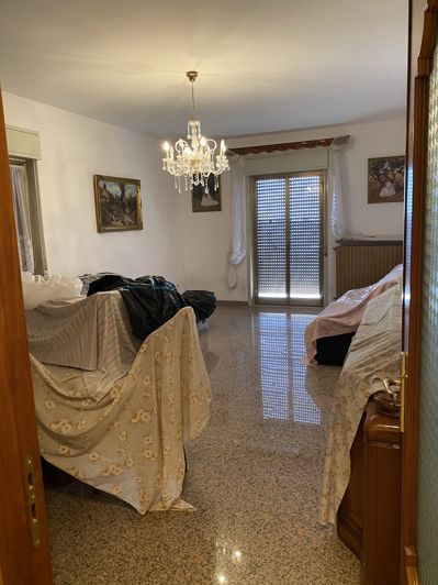 Image No.22-6 Bed House for sale