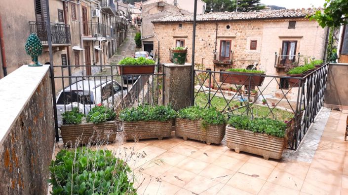 Image No.37-Propriété de 6 chambres à vendre à Mistretta