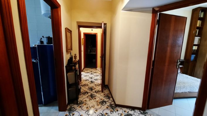 Image No.9-Propriété de 6 chambres à vendre à Mistretta