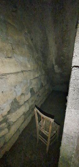 Image No.9-2 Bed House for sale