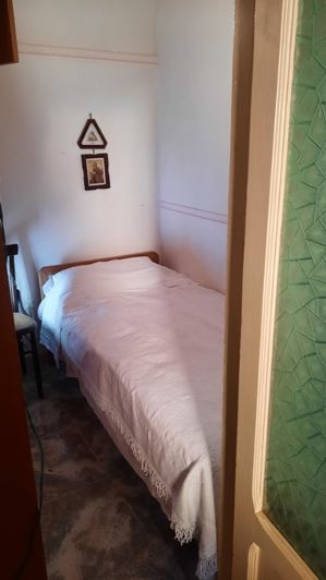 Image No.30-2 Bed House for sale