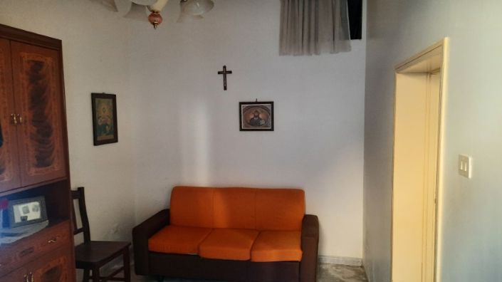 Image No.34-2 Bed House for sale