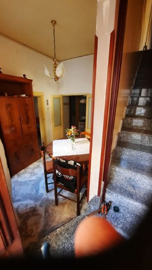 Image No.41-2 Bed House for sale