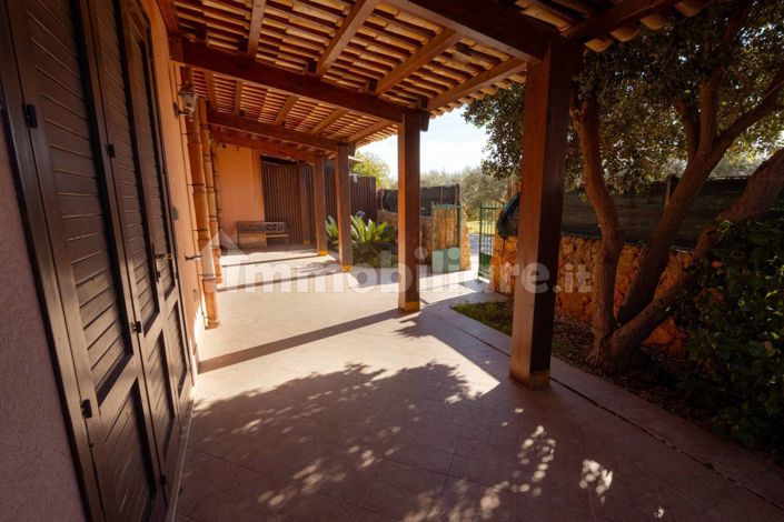 Image No.3-10 Bed Apartment for sale