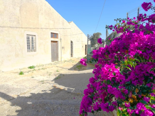 Image No.4-2 Bed Property for sale