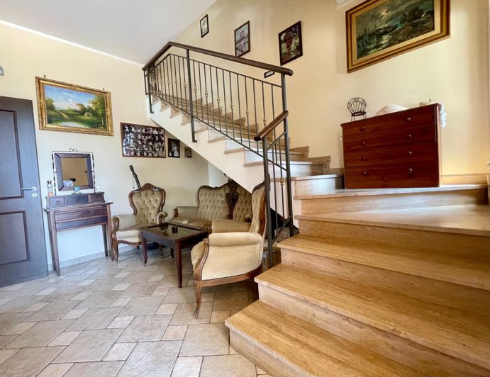 Image No.22-3 Bed Villa for sale