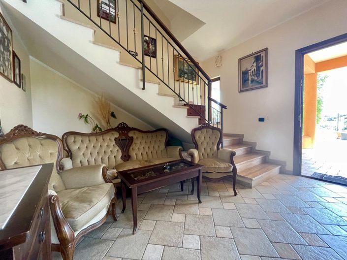 Image No.23-3 Bed Villa for sale