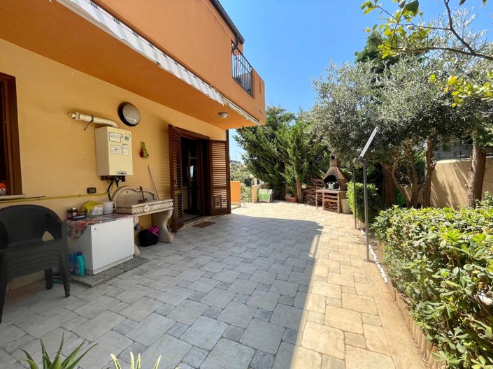 Image No.6-3 Bed Villa for sale