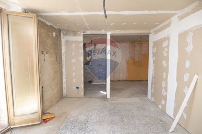 20230320183946-743295-7