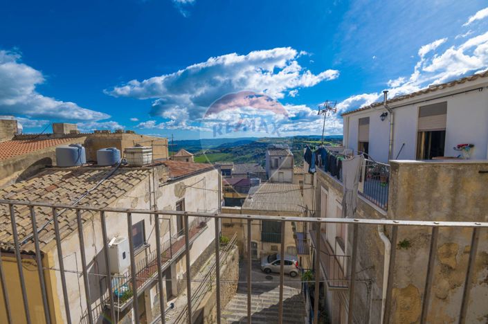 Image No.18-Maison de 3 chambres à vendre à Caltagirone