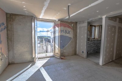 20230320183950-743295-8