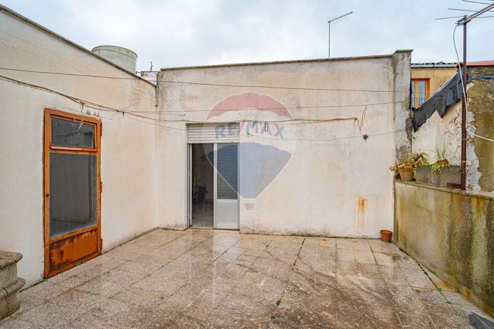 Image No.19-Maison de 2 chambres à vendre à Caltagirone