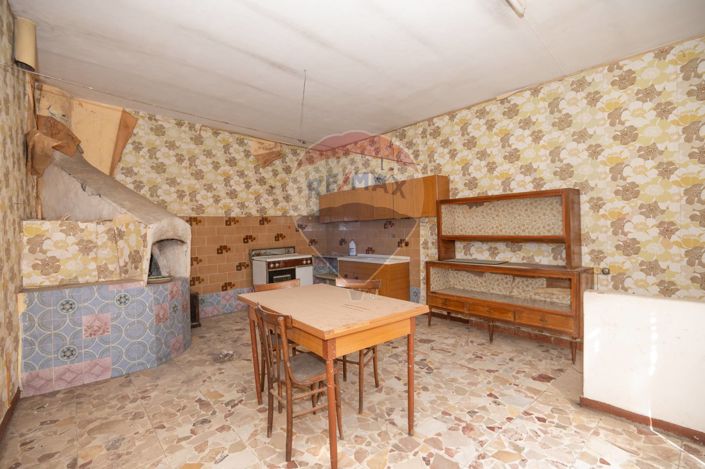 Image No.5-Maison de 2 chambres à vendre à Caltagirone