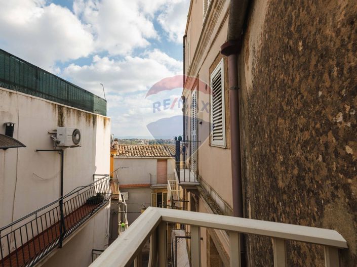 Image No.6-Maison de 2 chambres à vendre à Caltagirone