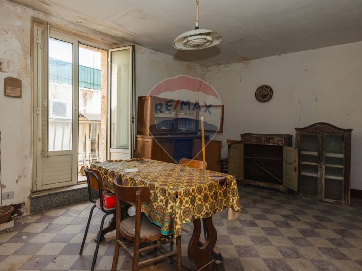 Image No.8-Maison de 2 chambres à vendre à Caltagirone