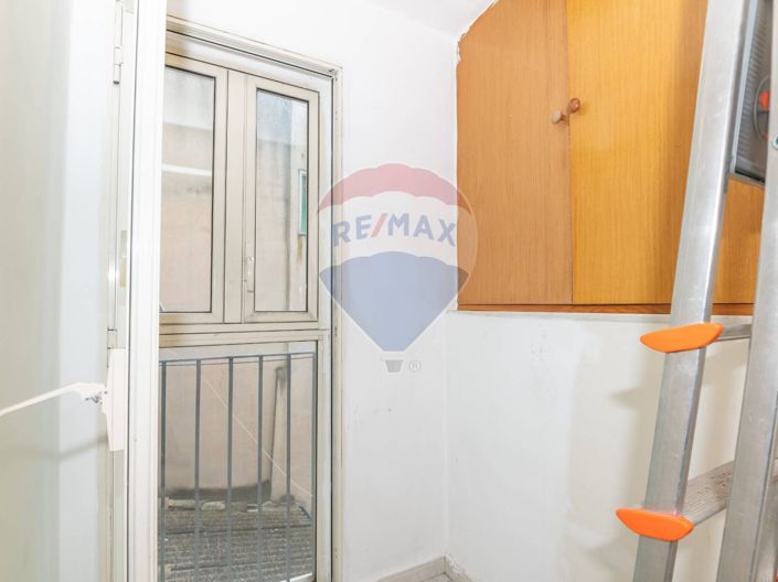 Image No.19-2 Bed Apartment for sale