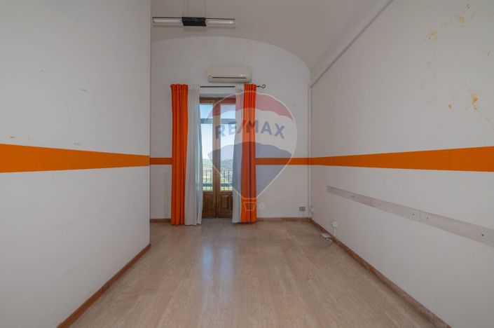 Image No.16-Appartement de 2 chambres à vendre à Caltagirone