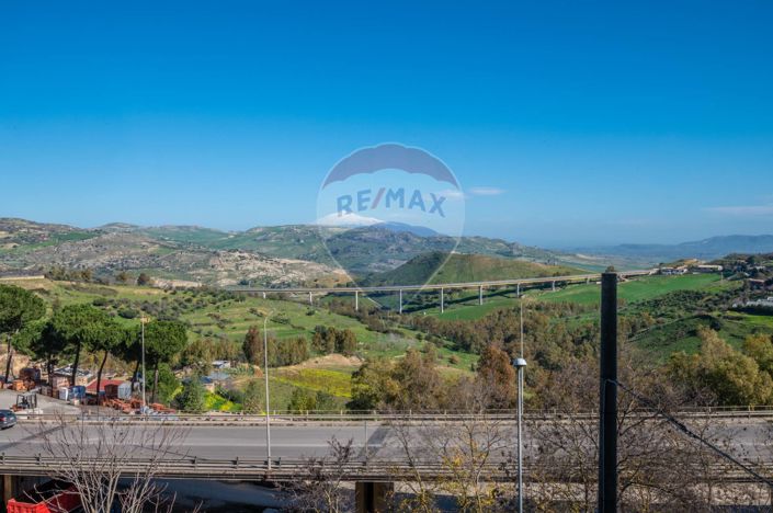 Image No.20-Appartement de 2 chambres à vendre à Caltagirone