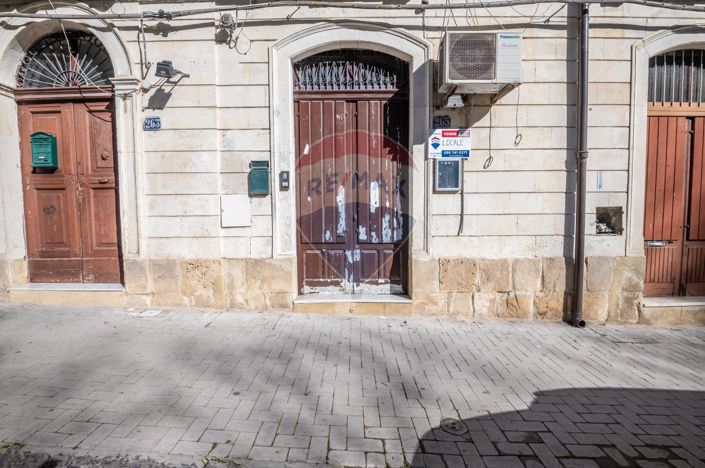 Image No.3-Appartement de 2 chambres à vendre à Caltagirone