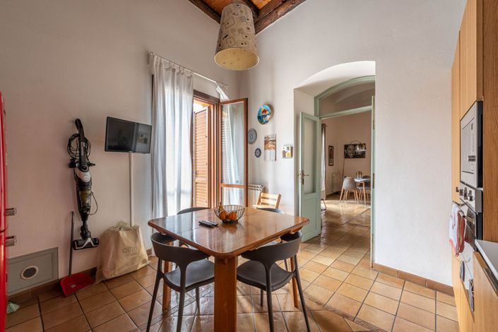 Image No.12-3 Bed Apartment for sale