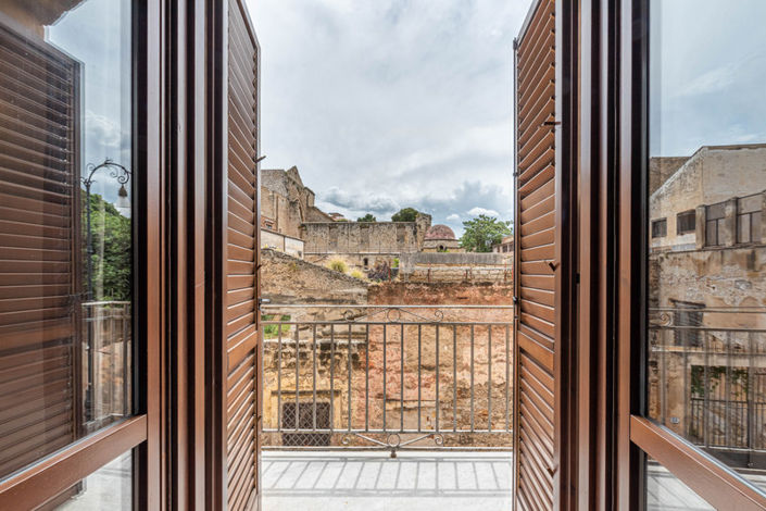 Image No.25-3 Bed Apartment for sale