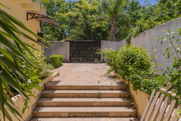 Image No.40-5 Bed Villa for sale