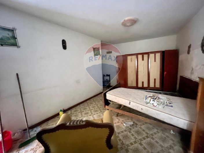 Image No.2-Maison de 2 chambres à vendre à Caltagirone