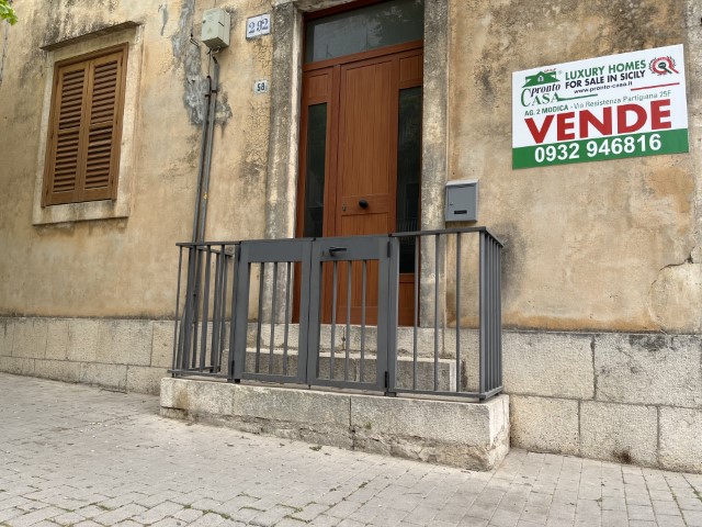 Image No.25-Maison de 1 chambre à vendre à Modica