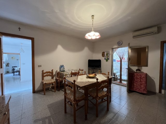 Image No.8-Maison de 1 chambre à vendre à Modica