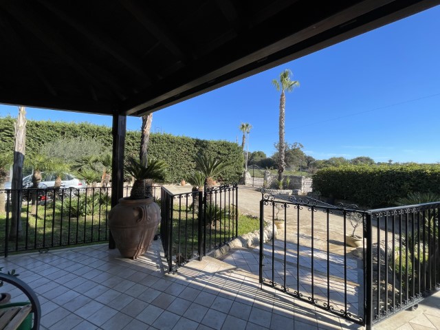 Image No.42-3 Bed Villa for sale