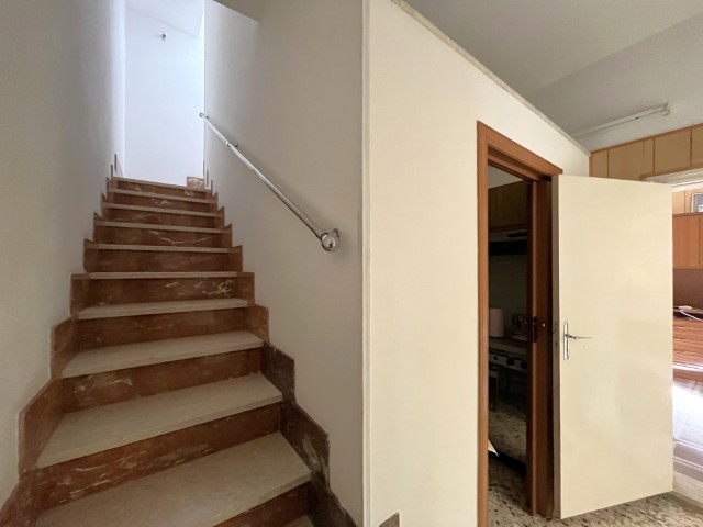 Image No.29-2 Bed House for sale