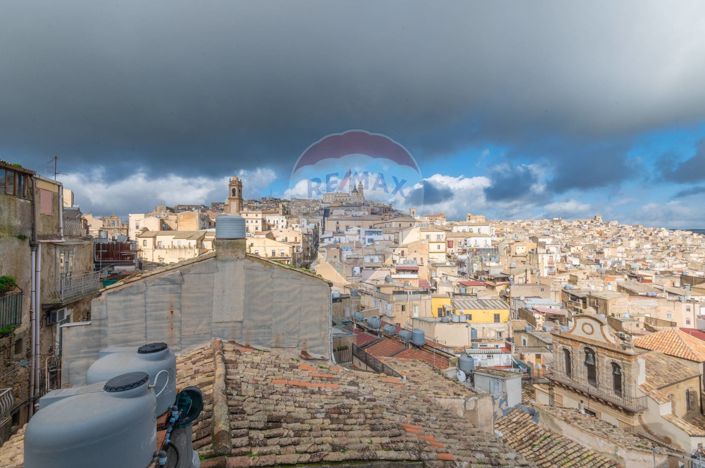 Image No.29-Maison de 3 chambres à vendre à Caltagirone
