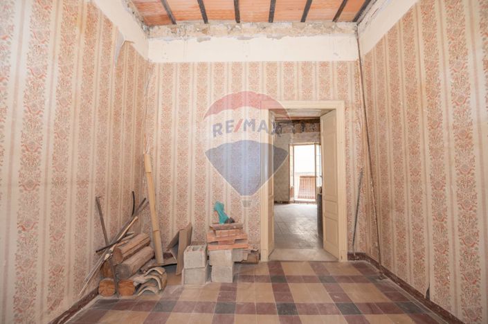 Image No.10-Appartement de 1 chambre à vendre à Caltagirone