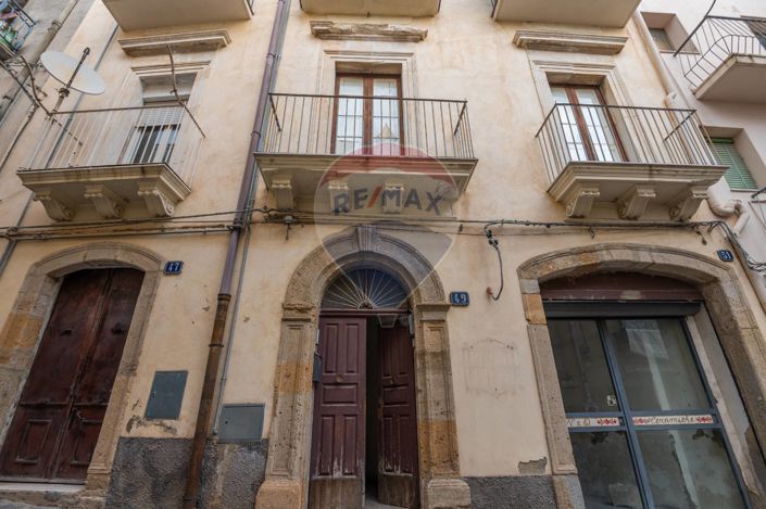 Image No.3-Appartement de 1 chambre à vendre à Caltagirone